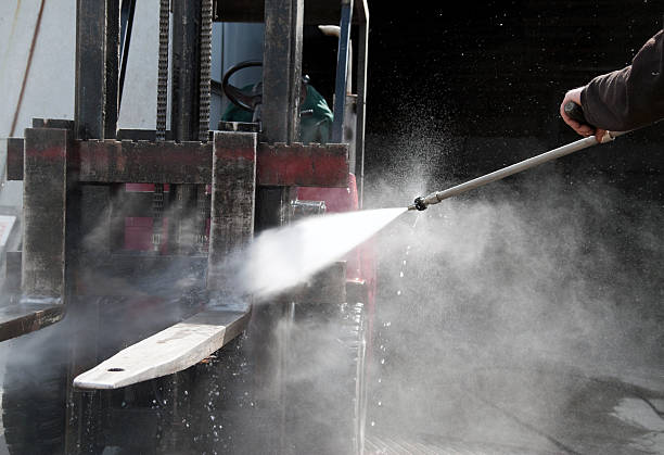Best Gas Station Cleaning  in Divernon, IL